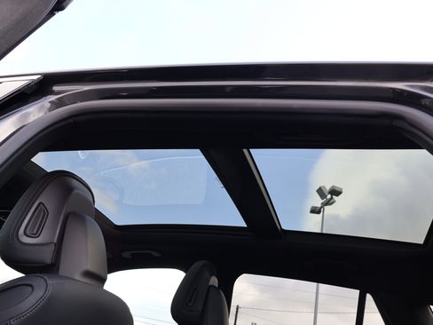 Certified 2025 Mercedes-Benz GLC 300 4MATIC image 15