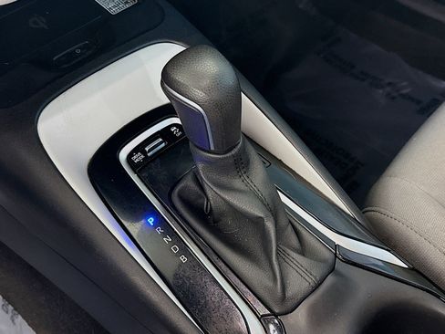 Used 2024 Toyota Corolla SE w/ SE Premium Package image 20