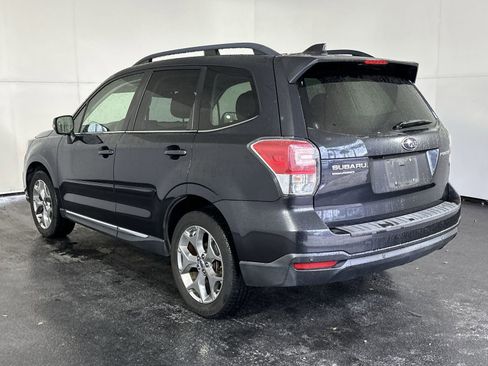 Used 2018 Subaru Forester 2.5i Touring w/ Popular Package #3B image 9