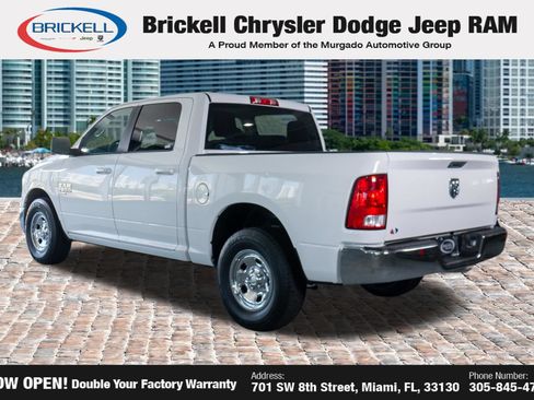Used 2021 RAM 1500 Classic SLT RWD image 5