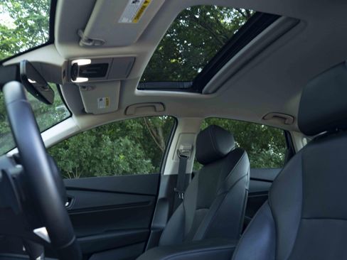 Used 2024 Honda Accord Touring image 36