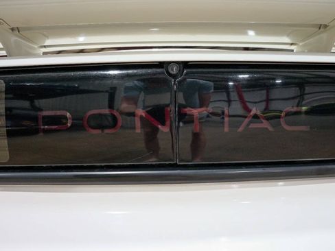 Used 1987 Pontiac Fiero GT RWD image 24