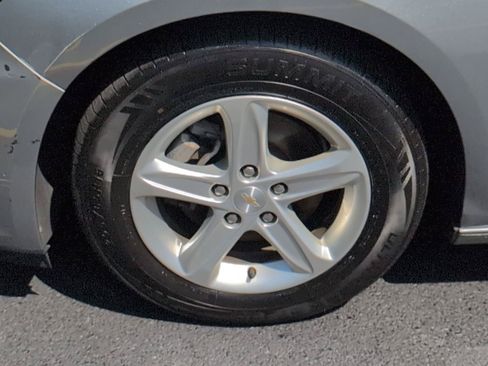 Used 2023 Chevrolet Malibu LT FWD image 11