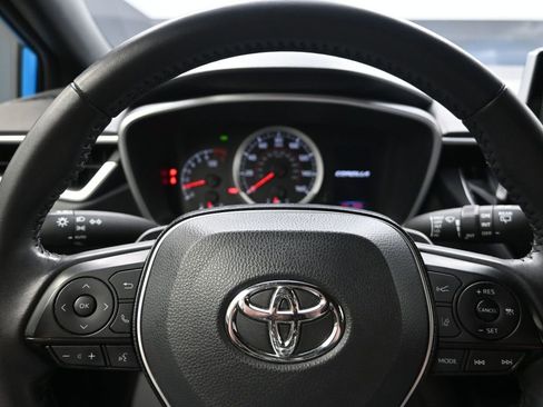 Used 2021 Toyota Corolla SE w/ SE Preferred Package image 15