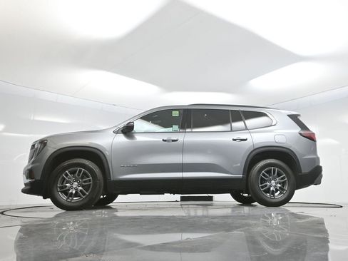 Used 2025 GMC Acadia Elevation image 72