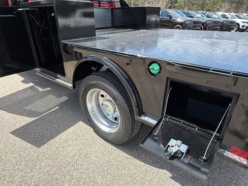 New 2026 RAM 5500 Tradesman w/ Chrome Appearance Group image 14