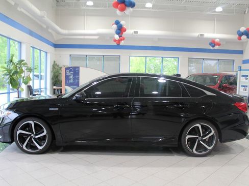 Certified 2022 Honda Accord Sport image 40