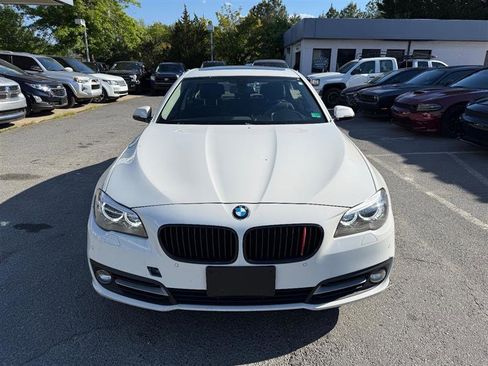 Used 2016 BMW 528i xDrive Sedan AWD/4WD image 3
