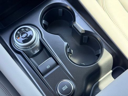 New 2026 Ford Explorer Active RWD image 24