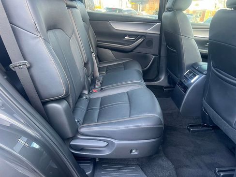 Used 2024 MAZDA CX-90 3.3 Turbo w/ Preferred Package image 28