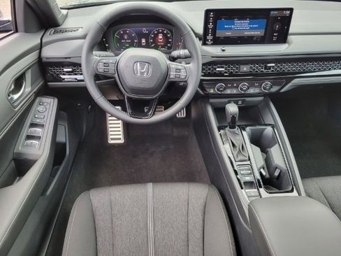 Used 2024 Honda Accord Sport image 21