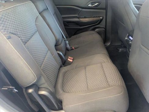 Used 2019 GMC Acadia SLE image 19