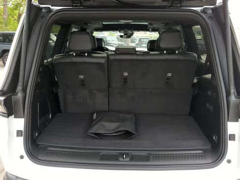 New 2026 Jeep Grand Wagoneer Limited AWD/4WD image 37