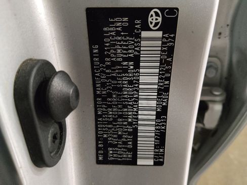 Used 2022 Toyota Corolla LE image 33