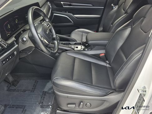 Certified 2024 Kia Telluride S FWD image 10
