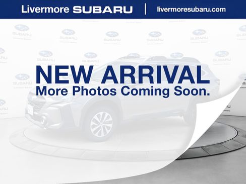 Used 2023 Subaru Outback Premium AWD/4WD image 1