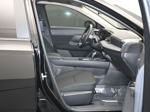 New 2026 Nissan Kicks S FWD image 24