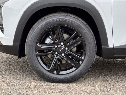 New 2026 Chevrolet Trax ACTIV w/ Driver Confidence Package FWD image 25