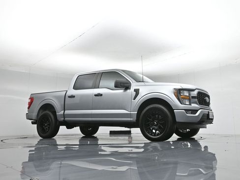 Used 2023 Ford F150 XL w/ STX Appearance Package image 3