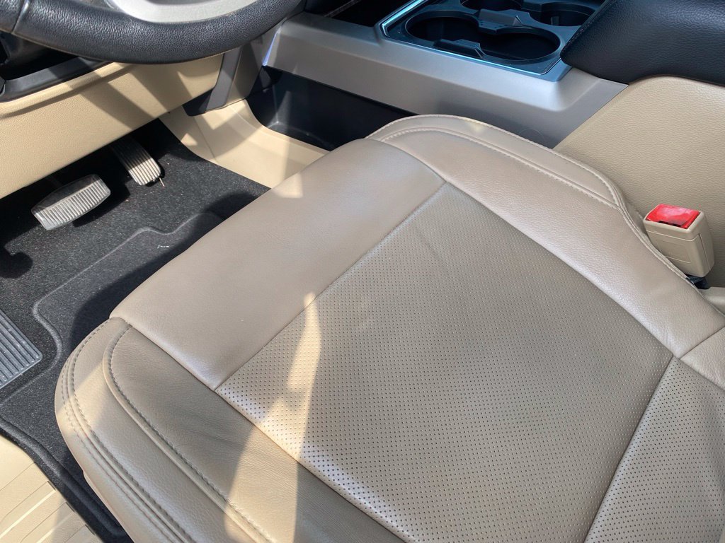 Used 2019 Ford F250 Lariat w/ Lariat Value Package AWD/4WD image 12