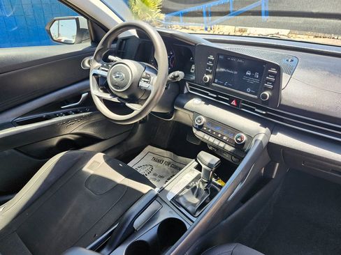 Used 2021 Hyundai Elantra SEL FWD image 21