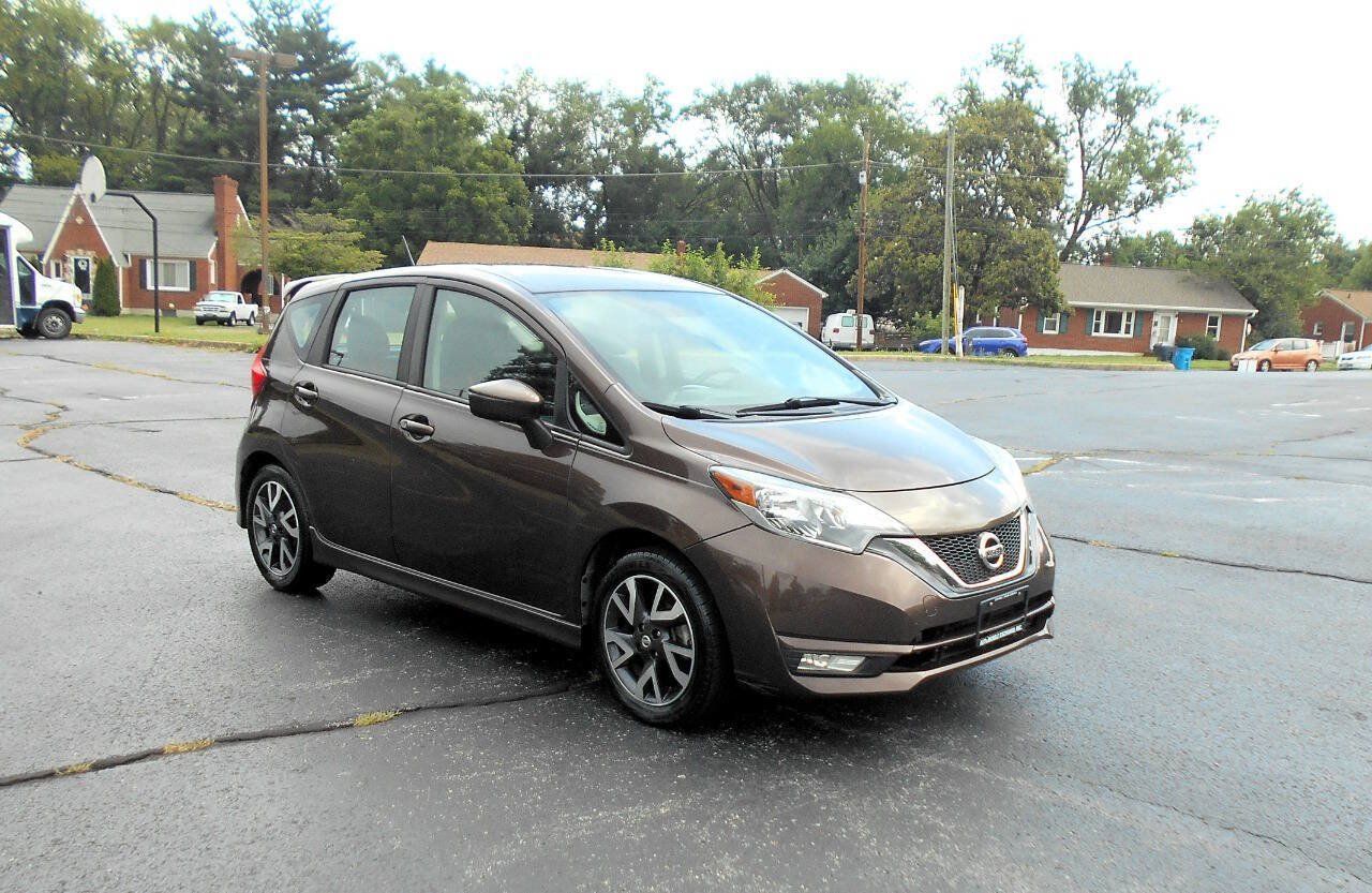 Used 2017 Nissan Versa Note SR w/ SR Tech Package FWD image 3