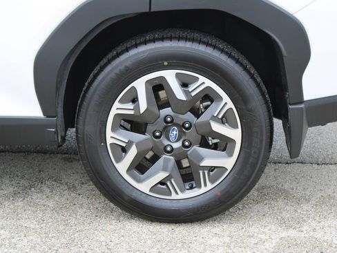 Certified 2026 Subaru Forester Premium image 30