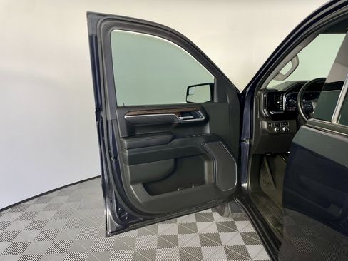 Used 2025 GMC Sierra 1500 Elevation w/ Max Trailering Package AWD/4WD image 12