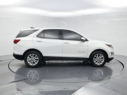 Used 2019 Chevrolet Equinox LT FWD image 4
