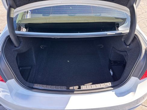 Used 2014 BMW 320i Sedan RWD image 16