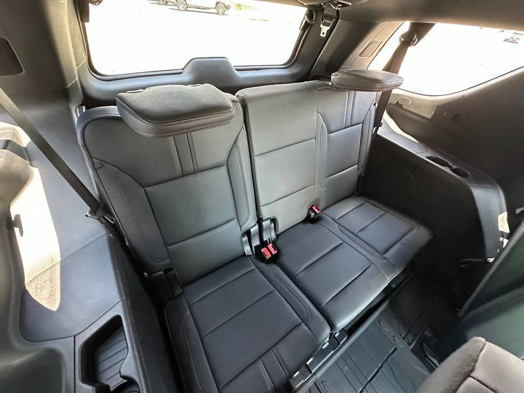 Used 2025 Chevrolet Tahoe RST w/ Comfort Package RWD image 30