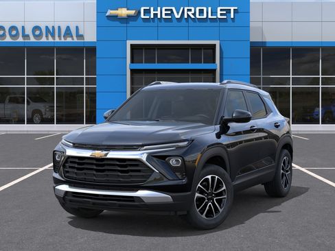 New 2026 Chevrolet TrailBlazer LT w/ LT Cold Weather Package AWD/4WD image 6