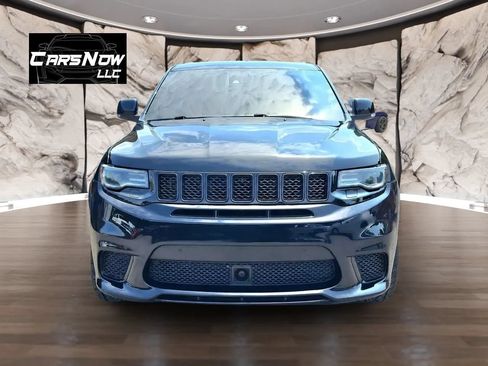 Used 2018 Jeep Grand Cherokee Trackhawk AWD/4WD image 2