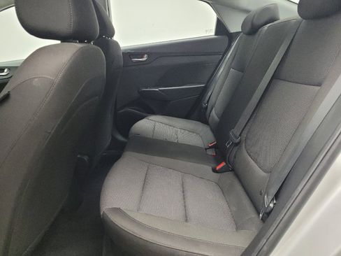 Used 2022 Hyundai Accent SE FWD image 18