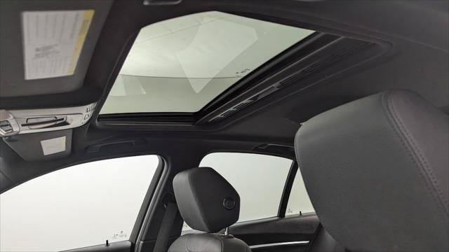 Used 2017 BMW 330i Sedan RWD image 29