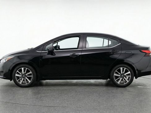 Used 2025 Nissan Versa SV FWD image 5