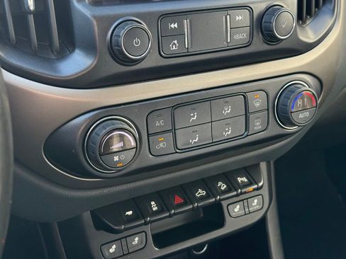 Used 2022 Chevrolet Colorado Z71 image 15