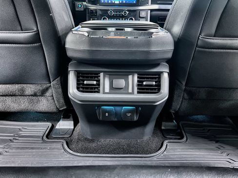 Used 2022 Ford F150 Lariat AWD/4WD image 22