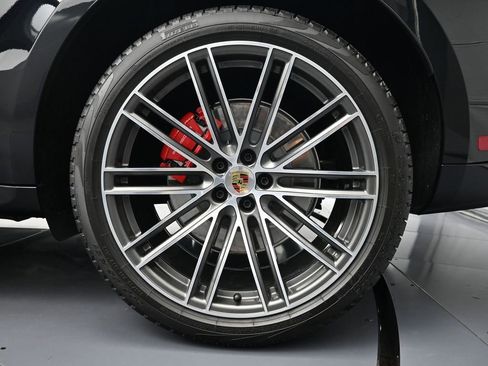 Used 2026 Porsche Macan GTS AWD/4WD image 26
