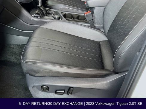 Used 2023 Volkswagen Tiguan SE AWD/4WD image 23