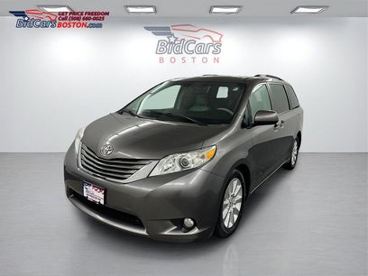Used 2014 Toyota Sienna XLE