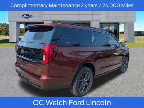New 2027 Ford Expedition Platinum w/ Stealth Appearance Package RWD image 3