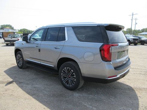 New 2026 GMC Yukon Elevation w/ Elevation Premium Package AWD/4WD image 5