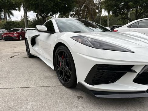 Used 2024 Chevrolet Corvette Stingray Coupe w/ 1LT RWD image 38