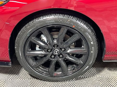 New 2026 MAZDA MAZDA3 Hatchback w/Premium Plus Pkg image 23
