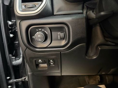 Used 2021 RAM 1500 Big Horn image 21
