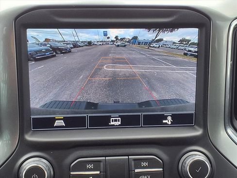 Used 2022 Chevrolet Silverado 2500 LT w/ Midnight Edition image 14