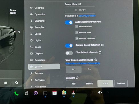Used 2024 Tesla Model Y Long Range image 16