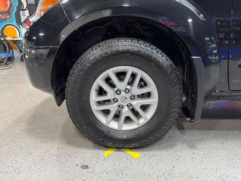 Used 2020 Nissan Frontier SV AWD/4WD image 26