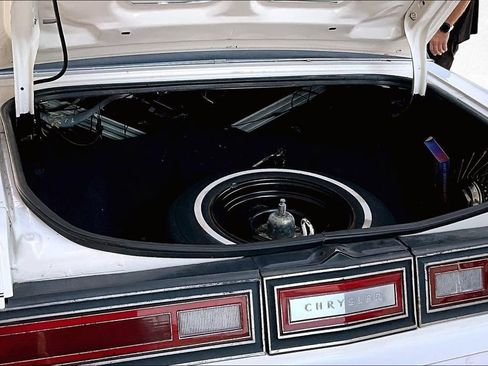 Used 1987 Chrysler Fifth Avenue RWD image 20